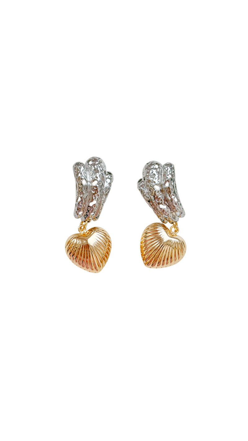 Rhodium-plated earrings with golden hearts