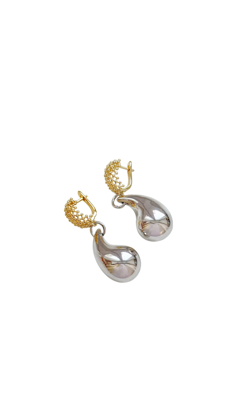 Gold-plated earrings with rhoduium-plated "drops"