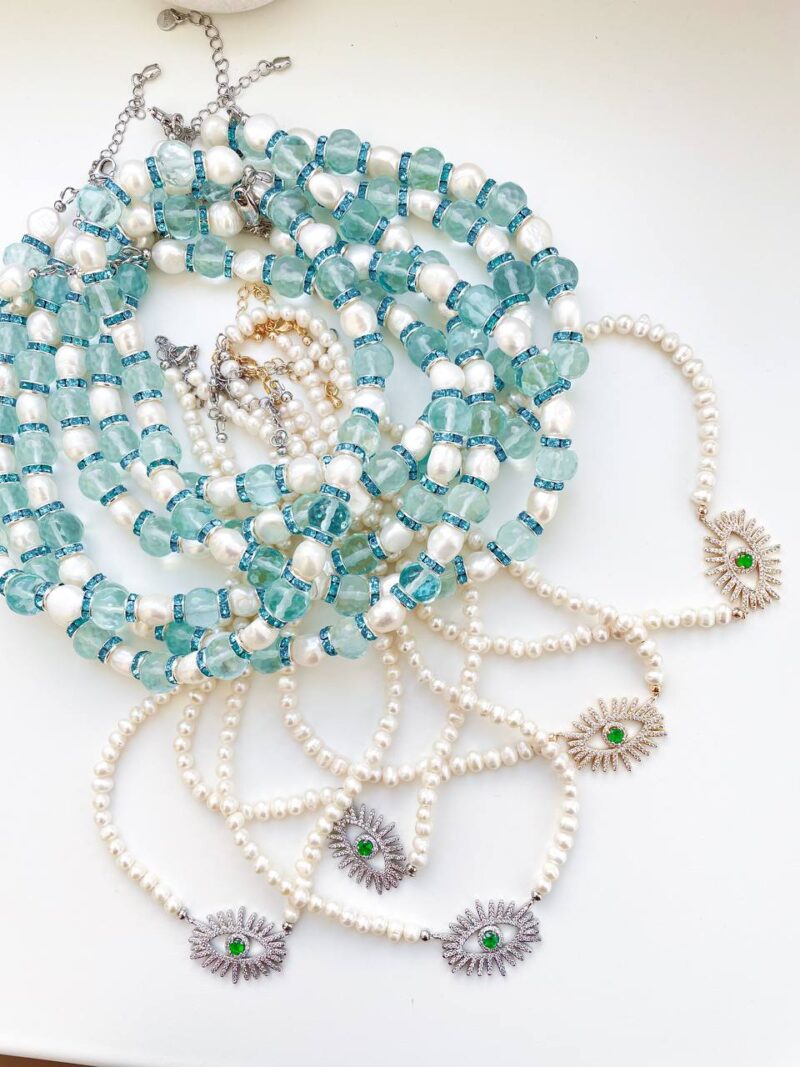 Rhinestone and pearls silvery chоker