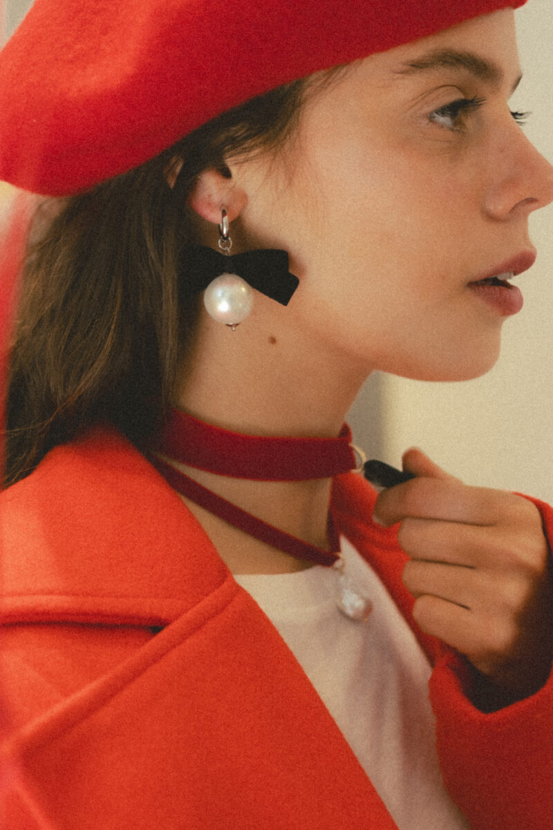 Symmetric Mallorca pearls rhodium-plated earrings