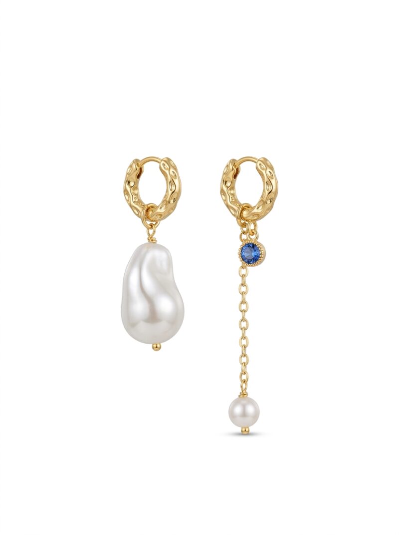 Gold-plated asymmetric earrings Mallorca pearl and light blue crystal
